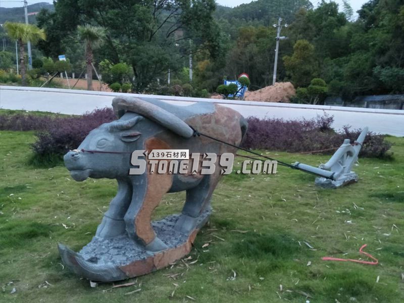 騰翔石趣石材加工廠專(zhuān)業(yè)生產(chǎn)園林景觀石雕產(chǎn)品