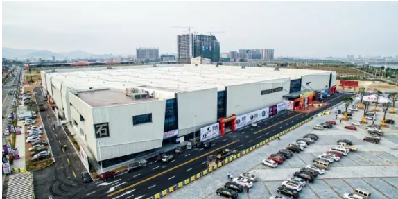 開手扶拖拉機(jī)起家的黃明經(jīng)，如何成為南安石材人敬重的前輩？