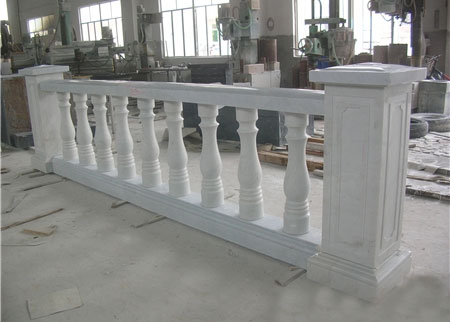 強(qiáng)盛石材主營石材異型板、圓柱、線條、工程板等加工產(chǎn)品