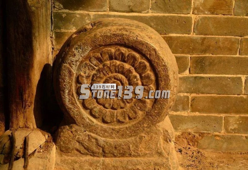 中國(guó)傳統(tǒng)文化石刻品&mdash;石門墩