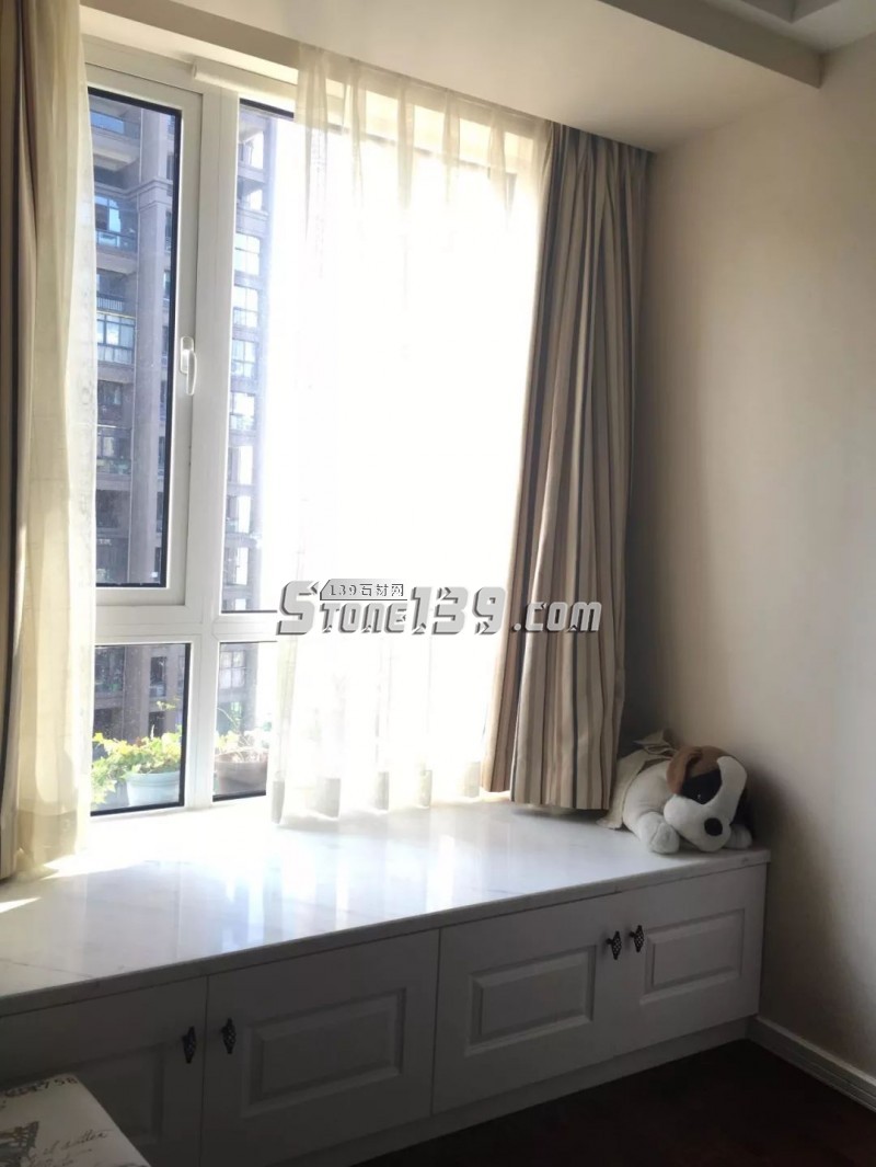 飄窗窗臺，還是石材的耐用！