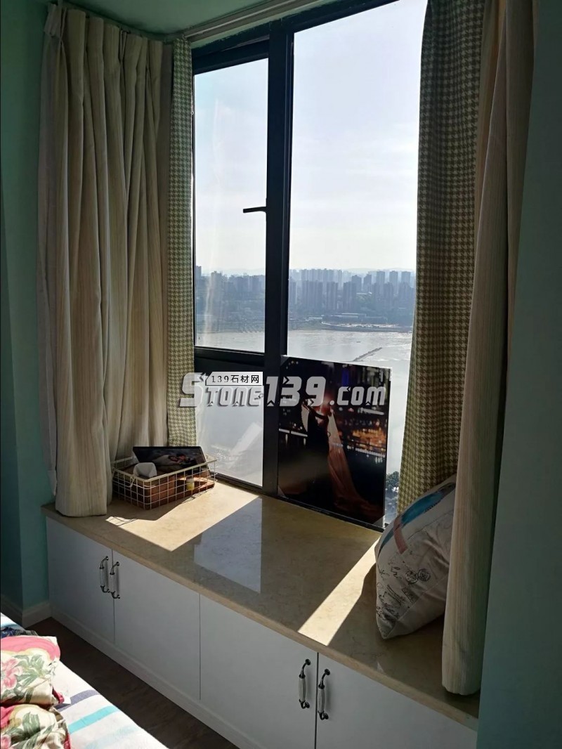 飄窗窗臺，還是石材的耐用！