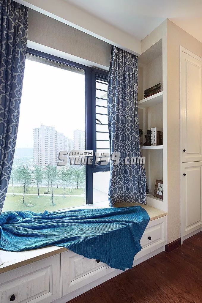 飄窗窗臺，還是石材的耐用！