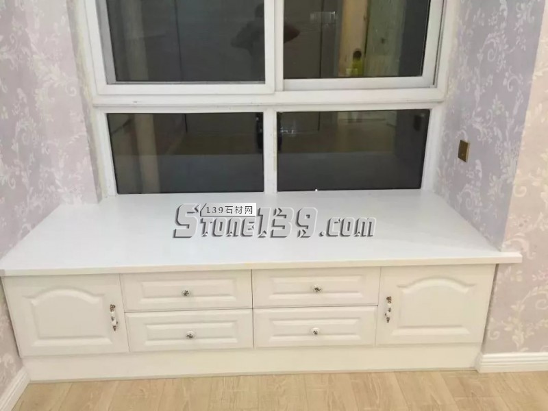 飄窗窗臺，還是石材的耐用！