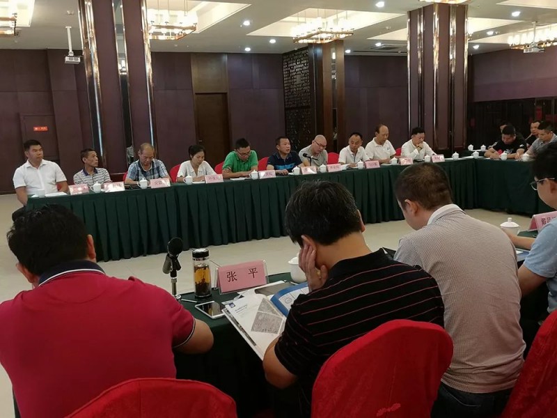 湖北麻城市委常委、統(tǒng)戰(zhàn)部部長(zhǎng)戴昌遠(yuǎn)一行考察交流富強(qiáng)石材綠色礦山經(jīng)驗(yàn)