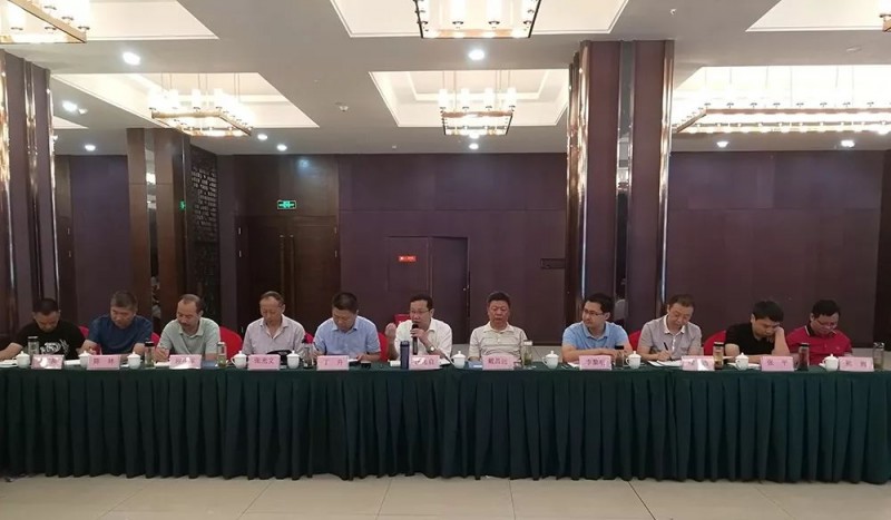 湖北麻城市委常委、統(tǒng)戰(zhàn)部部長(zhǎng)戴昌遠(yuǎn)一行考察交流富強(qiáng)石材綠色礦山經(jīng)驗(yàn)