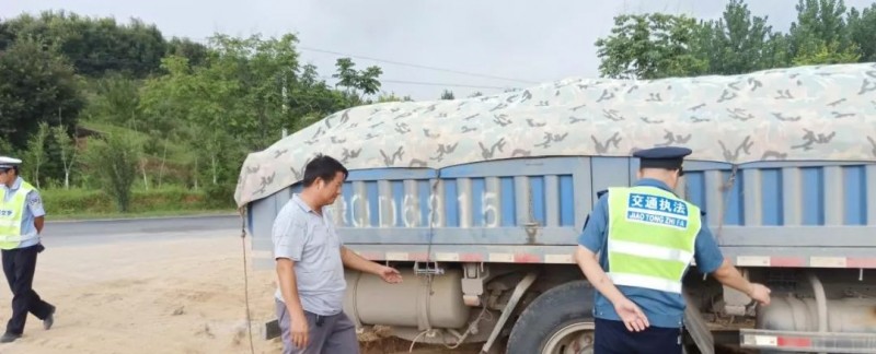 河南泌陽(yáng)縣鐵腕出擊！將嚴(yán)厲打擊非法采沙 全面取締荒山（坡）非法砂場(chǎng)