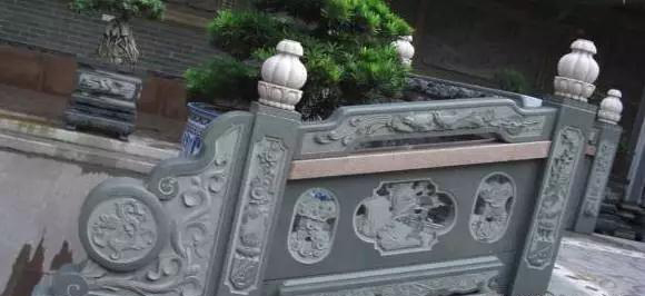石材欄桿干貨 各種傳統(tǒng)石欄桿、歐式石欄桿、現(xiàn)代石欄桿款式賞析