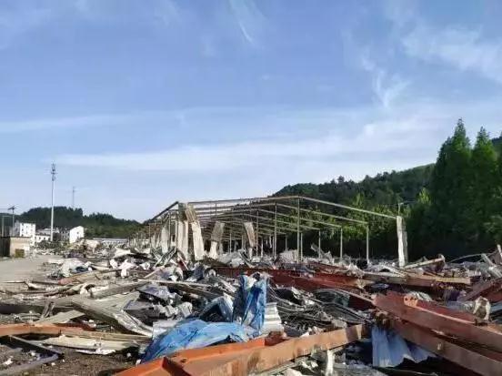 浙江新昌縣盛大石材市場(chǎng)違規(guī)被拆除