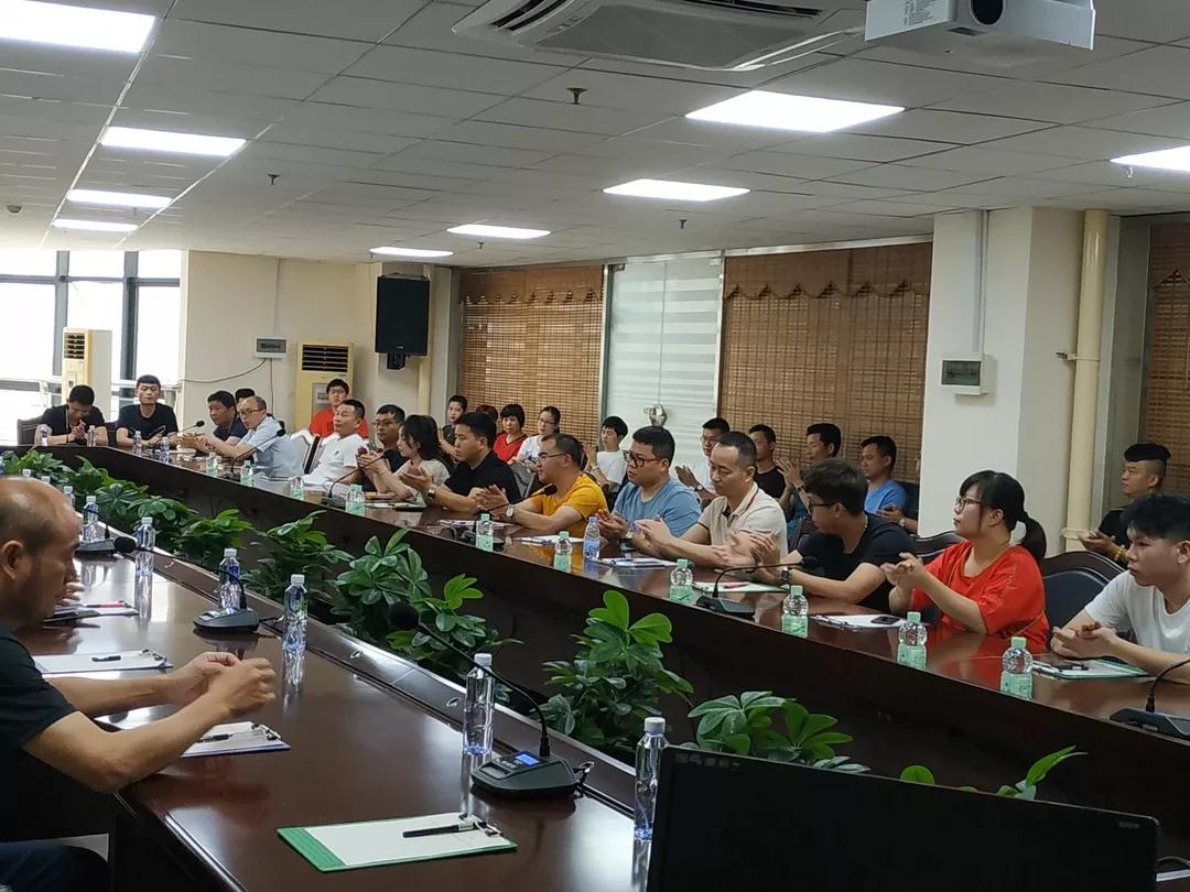 福建南安市水頭鎮(zhèn)組織召開石材進(jìn)口報(bào)關(guān)相關(guān)問題通報(bào)會(huì)