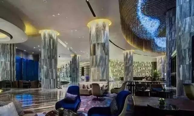 “石材色差”就是是頂尖設(shè)計(jì)師手中的多彩畫(huà)筆！