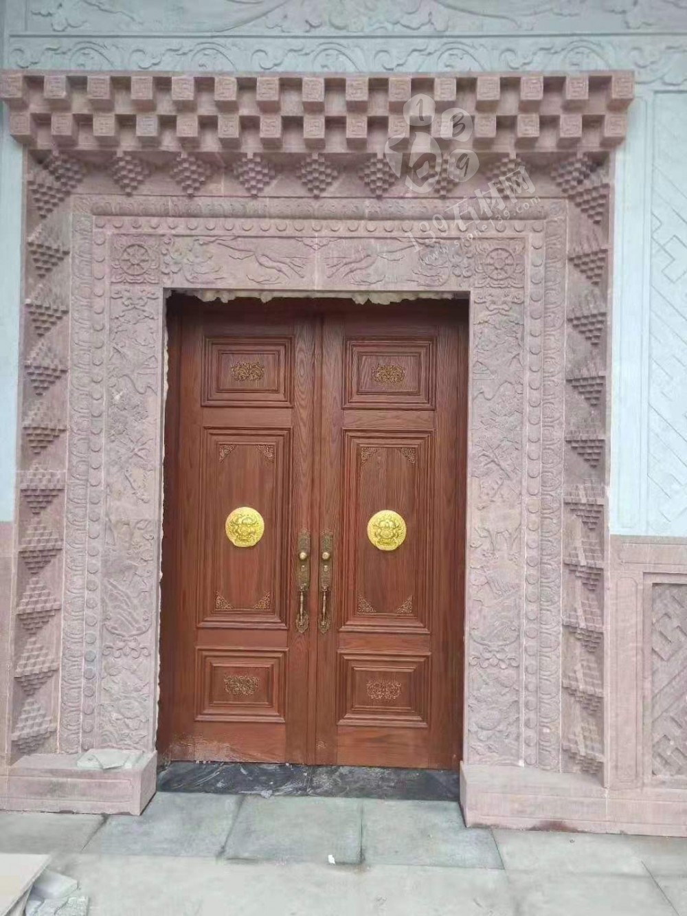 浙江溫州泰順縣南院志松石材廠主營雞血紅,福壽紅,貴妃紅,茶花白,青石,遂昌白,壽寧紅