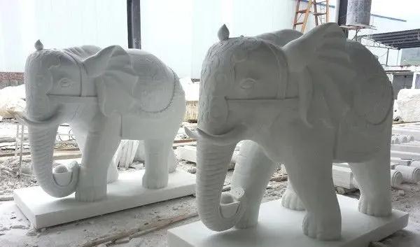 四川寶興網(wǎng)絡(luò)招商推出項目7個，以漢白玉產(chǎn)業(yè)為主，投資額約118億元