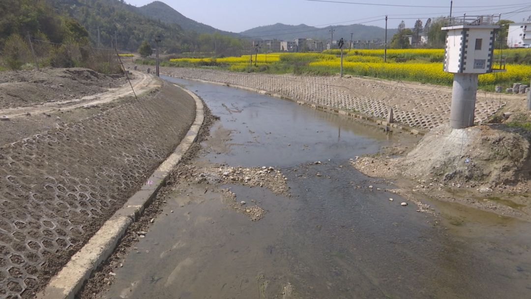 廬山市橫塘鎮(zhèn)關(guān)閉‘散亂污’企業(yè)545家，同步推進(jìn)聯(lián)盟大凹綠色礦山及板巖加工優(yōu)化升級基地建設(shè)