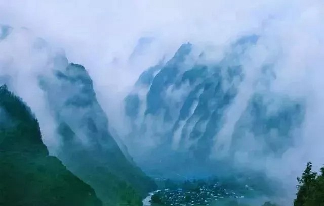 石材予人，良益甚深！歷經(jīng)億萬年自然形成！