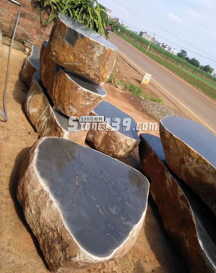 目前最便宜的黑石（湛江黑）產(chǎn)地廣東雷州市召開非法石材場(chǎng)整治工作推進(jìn)會(huì)