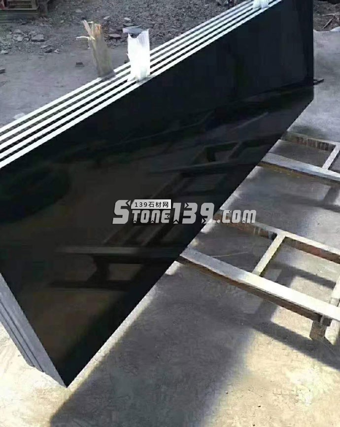 目前最便宜的黑石（湛江黑）產(chǎn)地廣東雷州市召開非法石材場(chǎng)整治工作推進(jìn)會(huì)