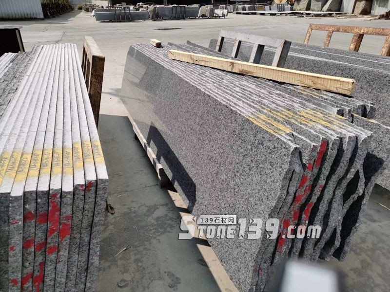 四川花崗巖豹皮花、太平洋藍(lán)、冰花蘭三種石材的異同