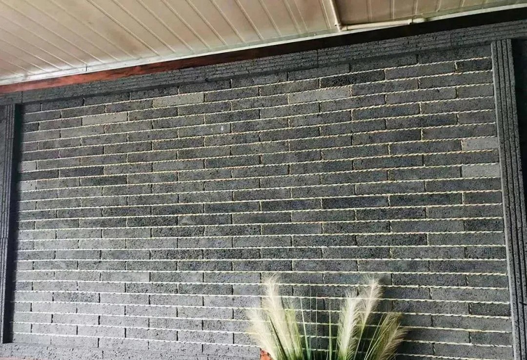 火山巖，一種“會(huì)呼吸”的石頭！