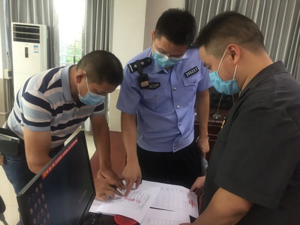 時隔4年！福建南安52名工人追回近135萬被欠工資