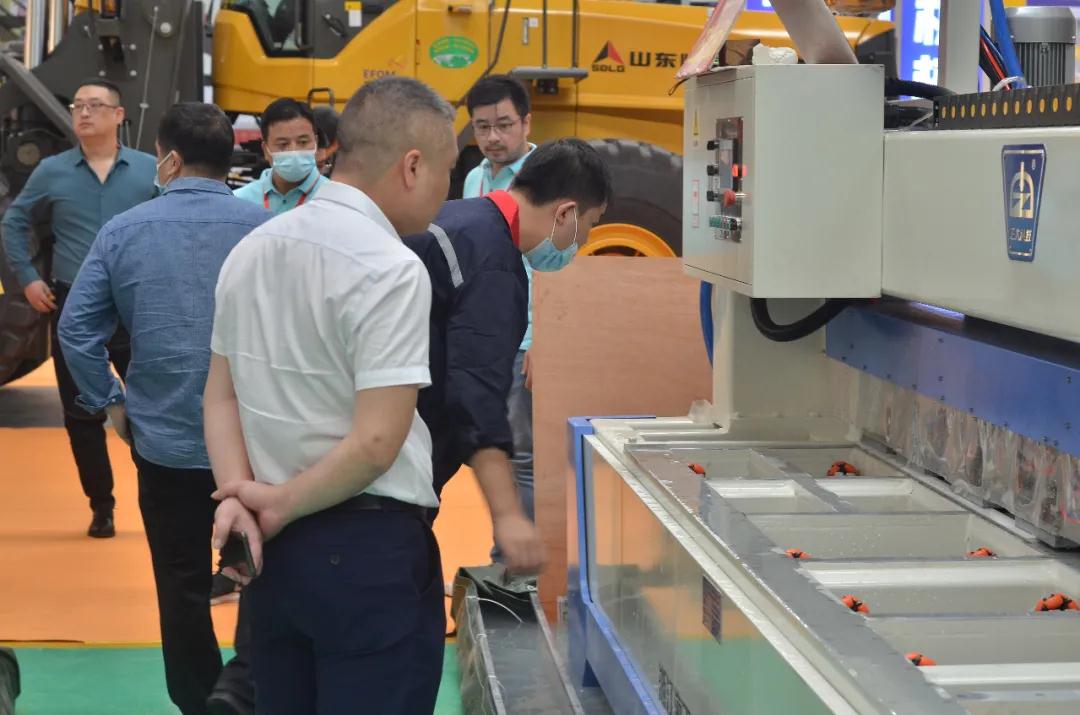 2020中國(guó)（水頭）全球石材/巖板機(jī)械輔料博覽會(huì)盛大開幕