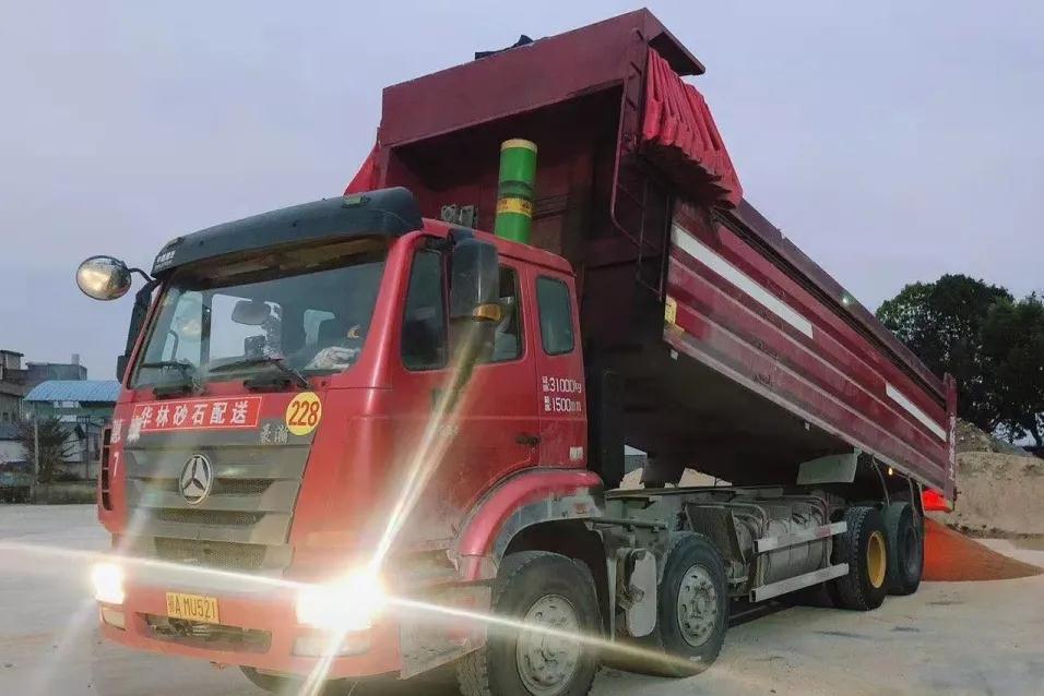 湖北麻城成立專班整治石材產(chǎn)業(yè)貨運(yùn)車輛，6家企業(yè)被下達(dá)責(zé)令整改通知書