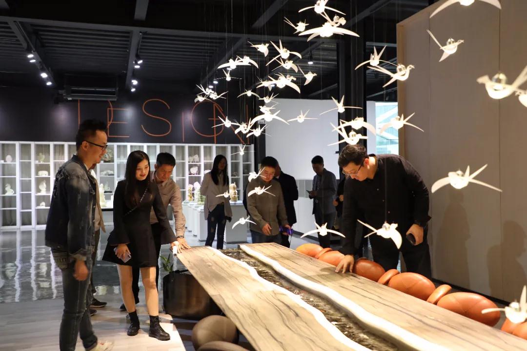 中國設(shè)計(jì)石材產(chǎn)業(yè)游學(xué)第一期圓滿結(jié)束！下一期，相約石博會(huì)！