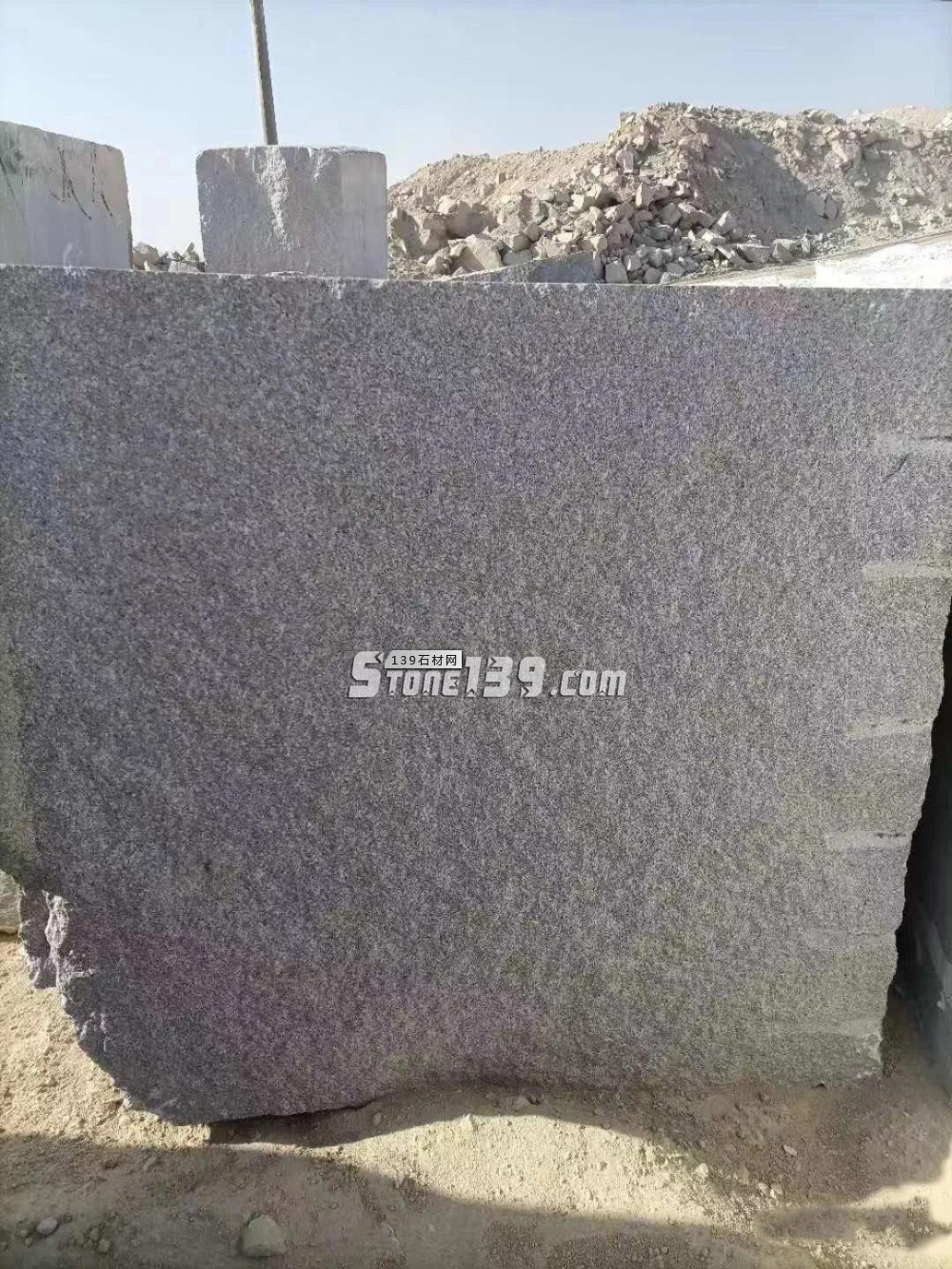 石井636、銹石重獲開采許可，量大穩(wěn)定便宜！福建省內(nèi)最大開采規(guī)模的花崗巖礦山！