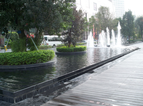 晏輝：用石材做的花盆真的人見人愛，每一款都獨(dú)具味道