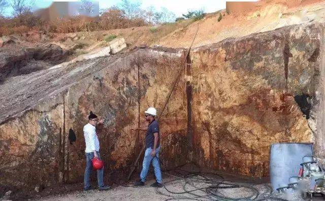 石材人的朋友圈是這樣發(fā)的，每一條都值10000個(gè)贊！