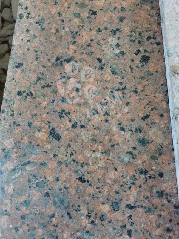 【恒泰吉石材】經(jīng)營泰寧珍珠蘭(福建藍寶石)、五彩紅、自有大型礦山