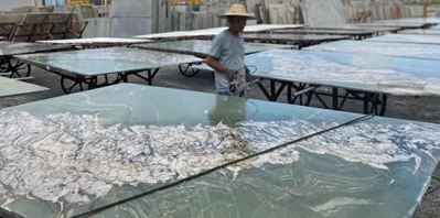 福建水頭奢石加工火爆，年底或增加至30臺(tái)設(shè)備