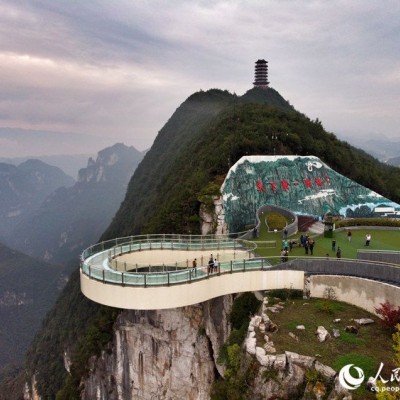 供應(yīng)涂鴉藝術(shù)、墻體彩繪設(shè)計、經(jīng)典彩繪壁畫、經(jīng)典涂鴉畫