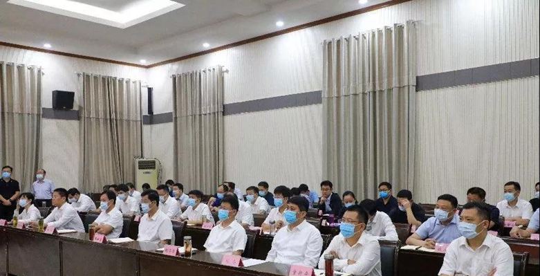 總投資33億元，6個(gè)重點(diǎn)項(xiàng)目在泌陽(yáng)成功簽約，其中三個(gè)為石材項(xiàng)目！