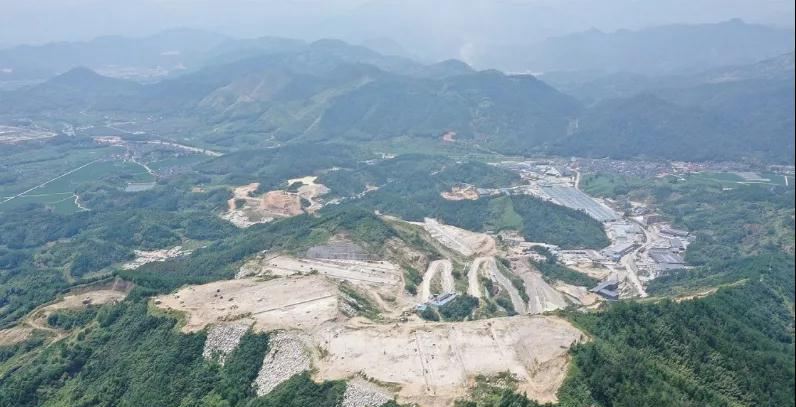 浙江麗水遂昌首個(gè)“無廢工廠”有多牛！一年消納42萬噸固廢，打包了周邊石材廠廢石粉？