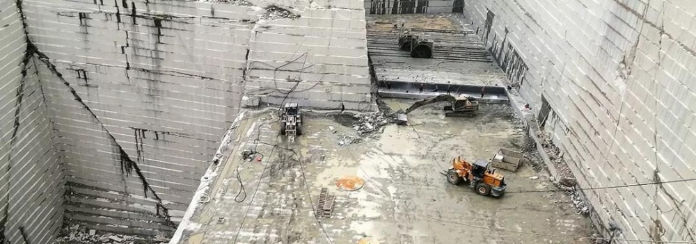 遼寧省莊河市太平嶺鄉(xiāng)青林村花崗巖：芝麻白G603石材欣賞