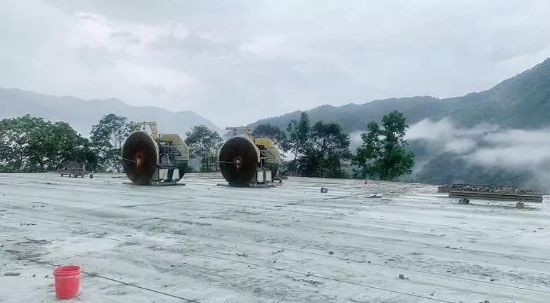 廣西輝綠巖礦山達(dá)沙河口花崗巖礦床地址龍勝各族自治縣三門鄉(xiāng)