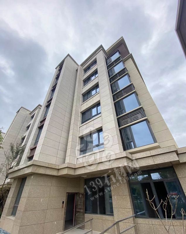 【江西黃銹石】已成為石材裝飾界天然石材界稱為個(gè)中翹楚